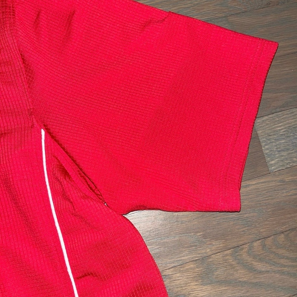 Under Armour Red Button-Front Casual Polo Shirt - Picture 7 of 7
